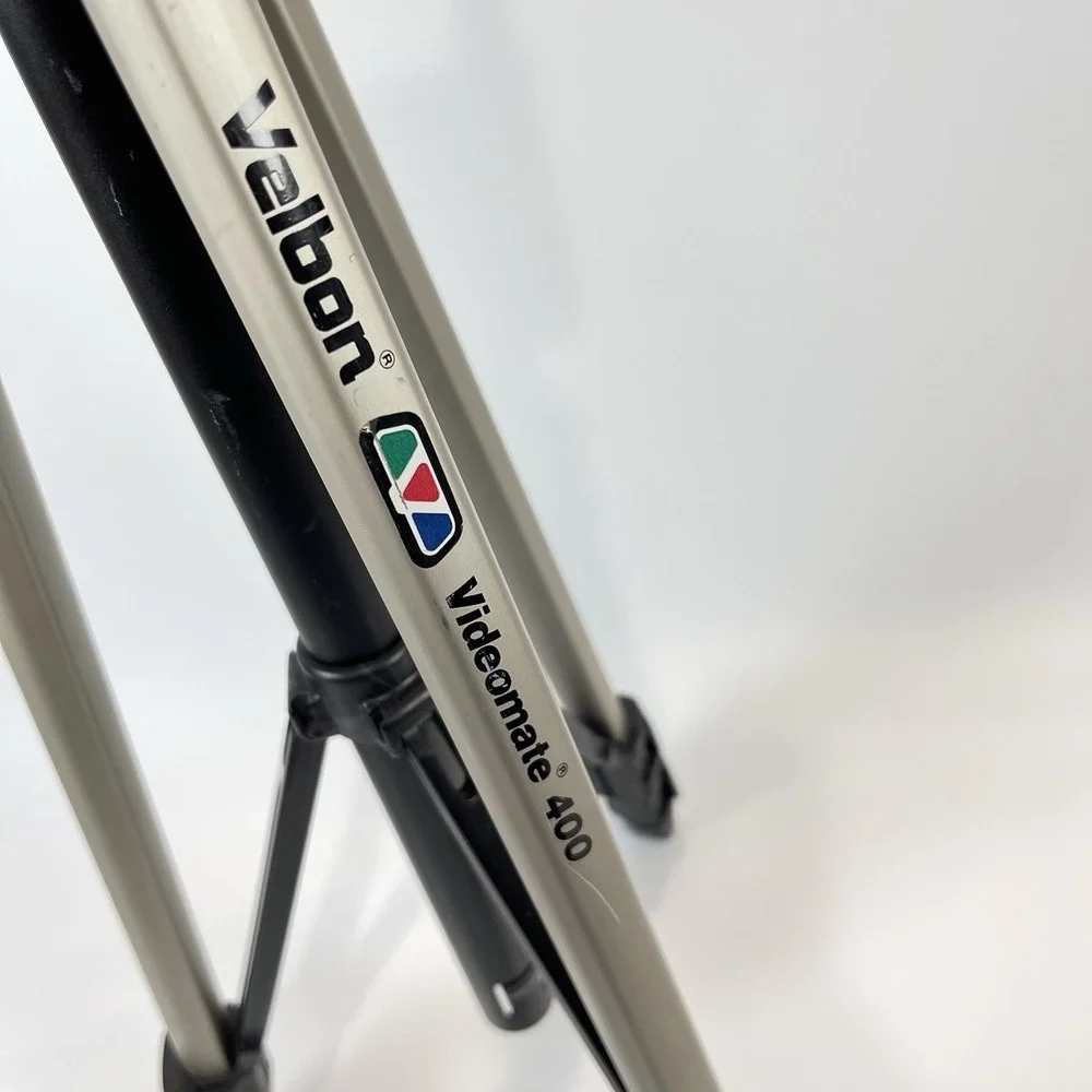 Velbon Videomate 400 Aluminum Adjustable Camara Tripod Ext. 5 Feet With Panhead